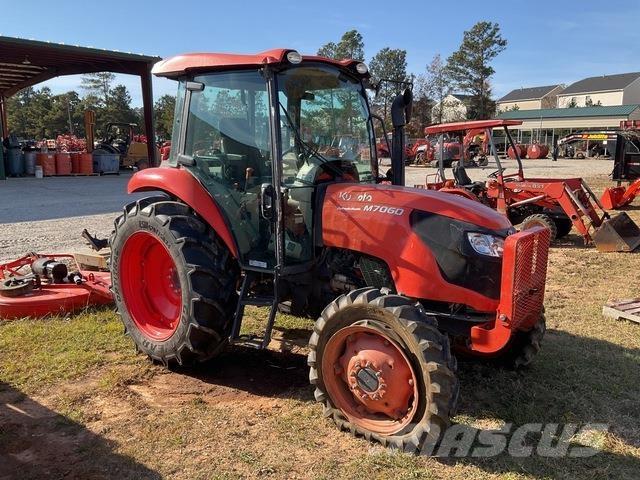 Kubota M7060D Compacttrekkers