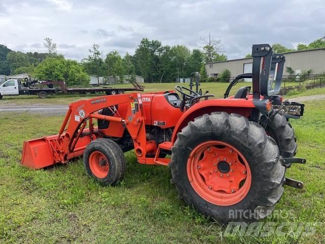 Kubota MX4700F Compacttrekkers