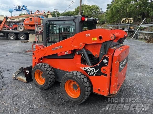 Kubota SSV65 Schrankladers