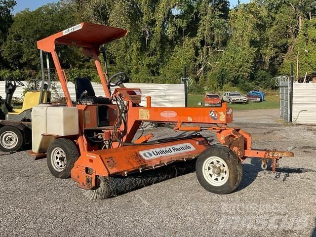 Lay-Mor 8HC Veegmachines voor binnen