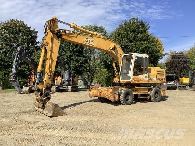 Liebherr A912 Wielgraafmachines