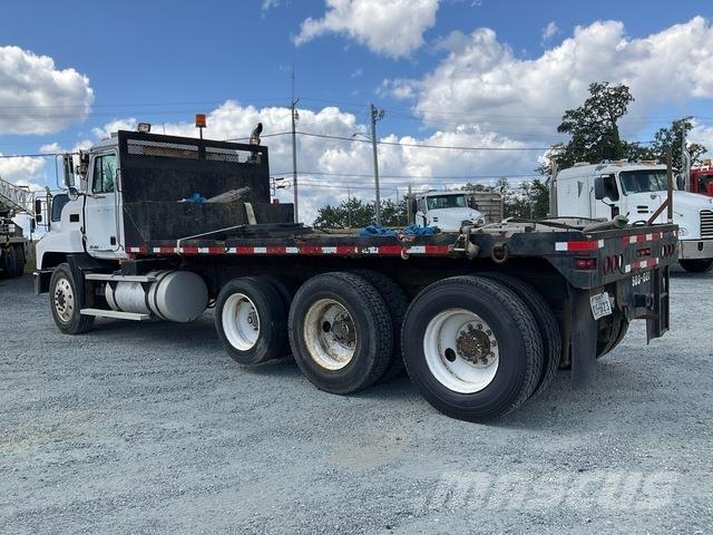 Mack CH 613 Platte bakwagens