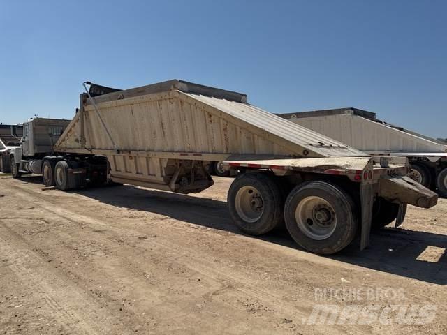 Mack CHU600 Trekkers