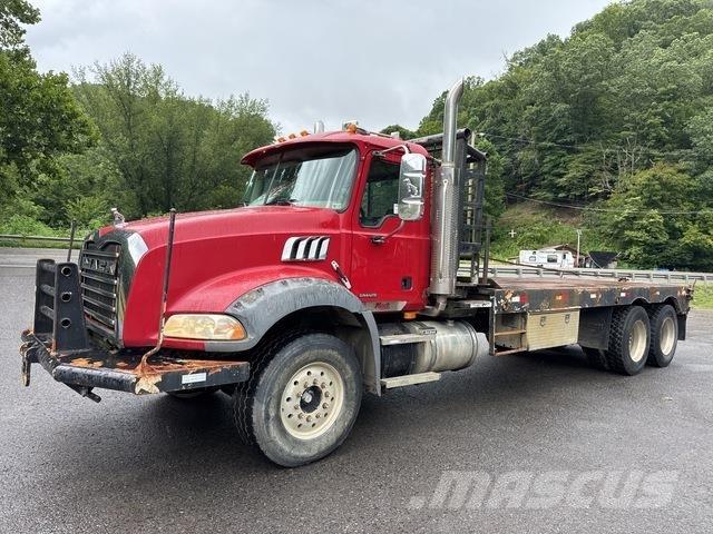 Mack CT713 Sleepwagens