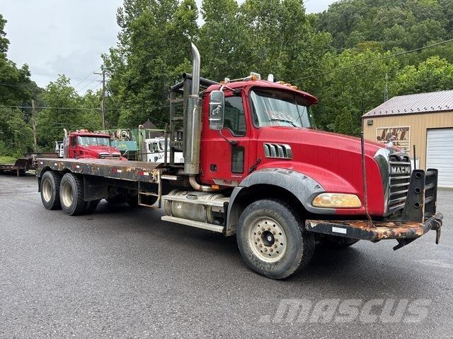 Mack CT713 Sleepwagens