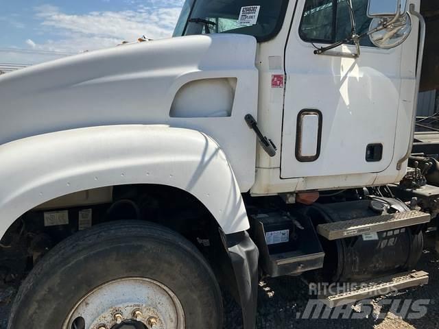 Mack CX613 Portaalsysteem vrachtwagens