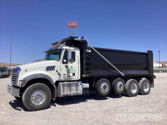 Mack GR104F Kipper