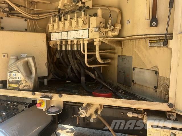 Mack GU813 Betonpomptrucks