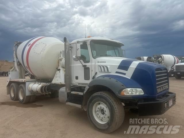 Mack GU813 Anders