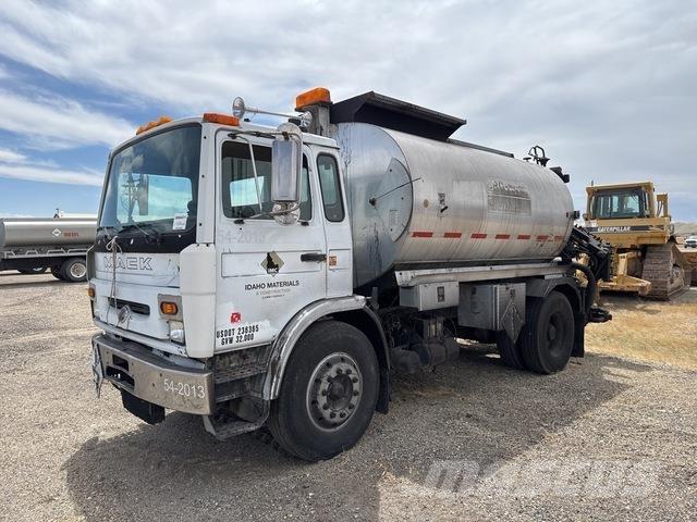 Mack MS Betonmixers en pompen