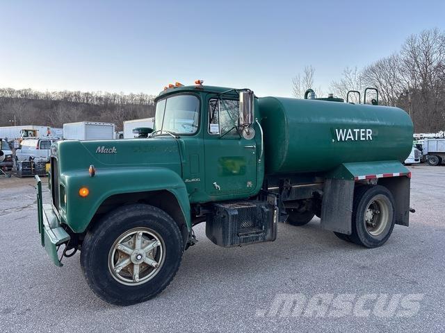 Mack R400 Water tankwagens