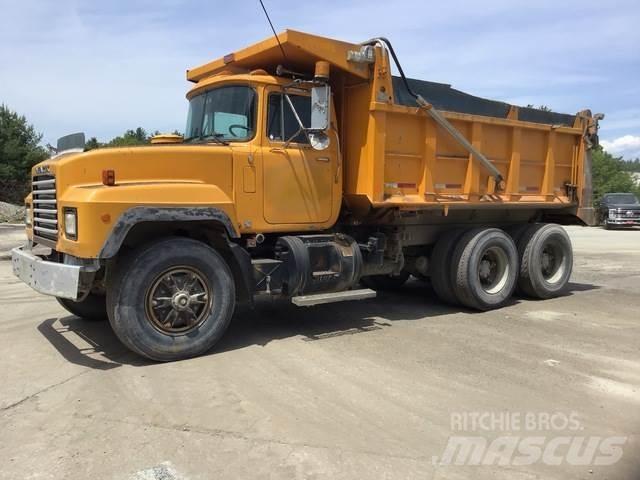 Mack RD688S Kipper