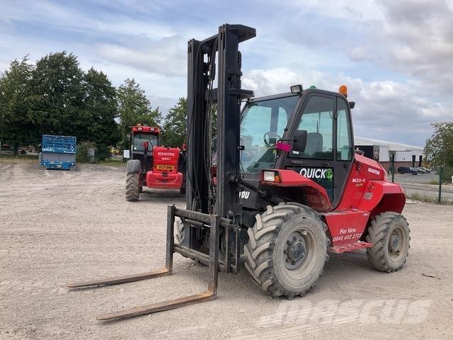 Manitou M30-4 Vorkheftruck voor zwaar terrein