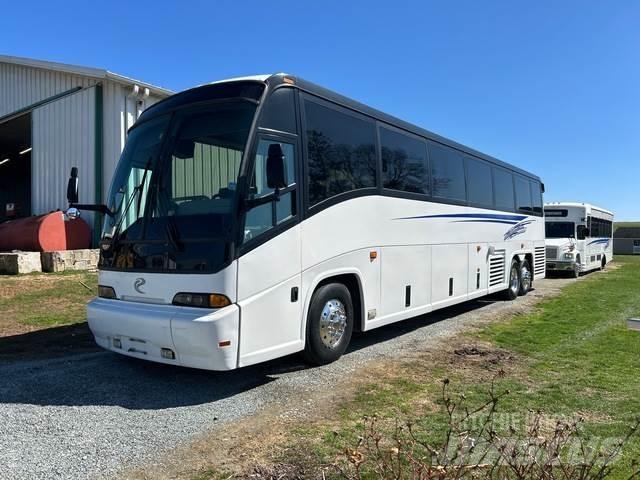 MCI 102-EL3 Minibussen