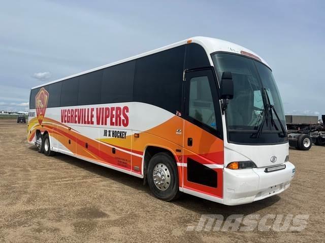 MCI J4500 Minibussen