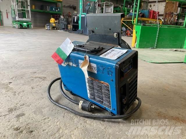 Miller CST 282 Lasapparaten