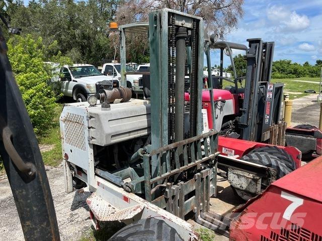 Moffett M5000 Meeneemheftrucks