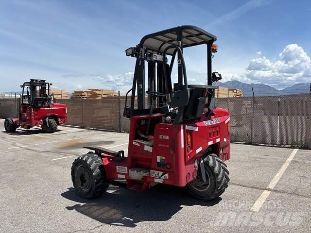 Moffett M55.4 Meeneemheftrucks
