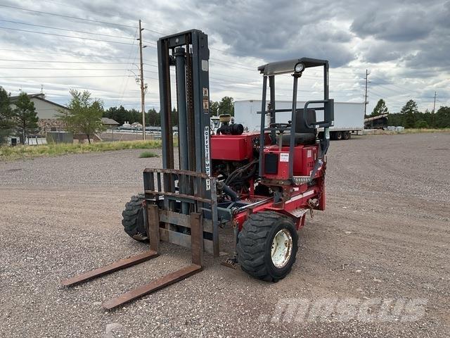 Moffett M5500 Meeneemheftrucks