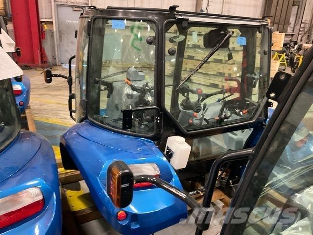 New Holland  Cabine en interieur