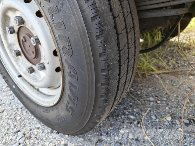 Nissan ATLAS Platte bakwagens