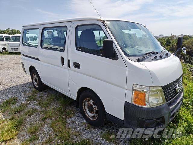 Nissan CARAVAN Minibussen