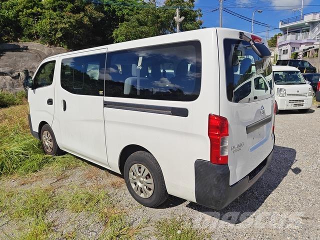 Nissan Caravan Minibussen