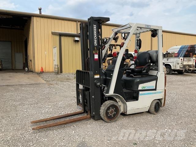 Nissan CF30 Heftrucks overige