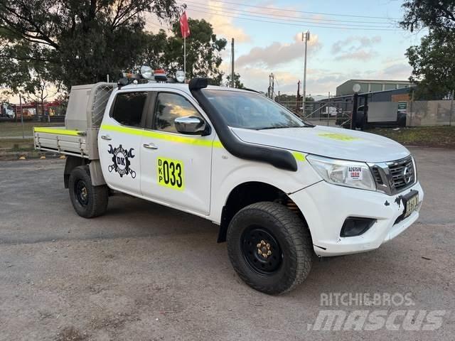 Nissan Navara Bestelwagens met open laadbak