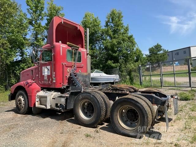 Peterbilt  Trekkers