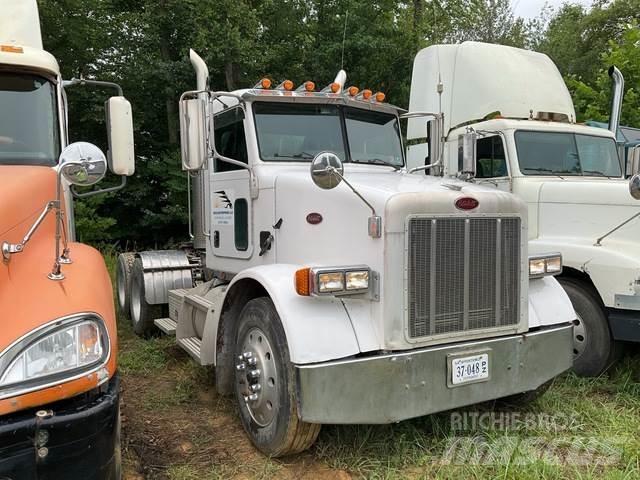Peterbilt  Trekkers
