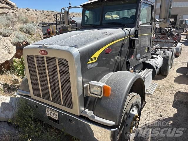 Peterbilt  Trekkers