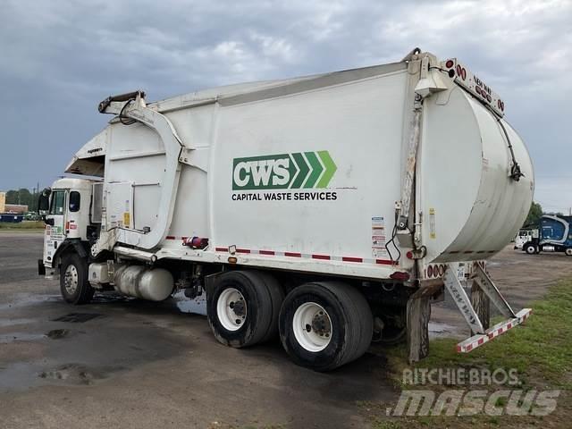 Peterbilt 320 Vuilniswagens