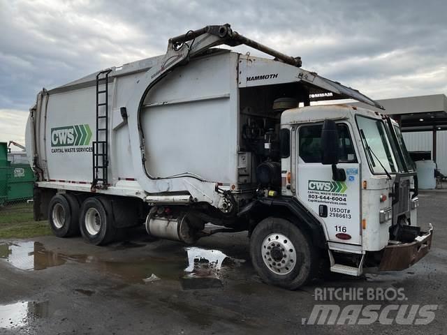 Peterbilt 320 Vuilniswagens