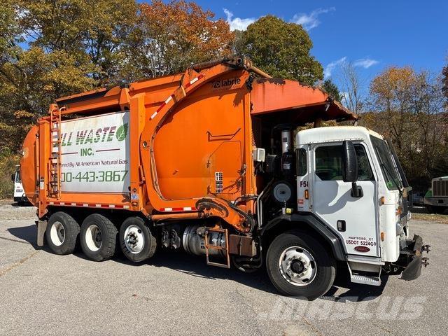 Peterbilt 320 Vuilniswagens