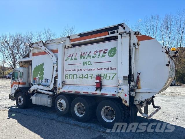 Peterbilt 320 Vuilniswagens
