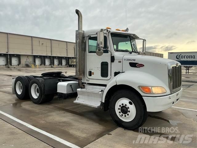 Peterbilt 348 Trekkers