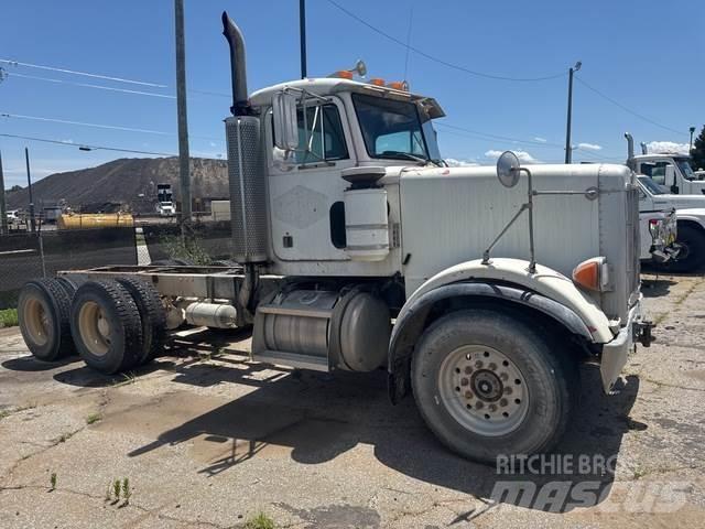 Peterbilt 357 Trekkers