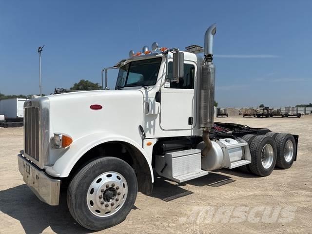 Peterbilt 367 Trekkers