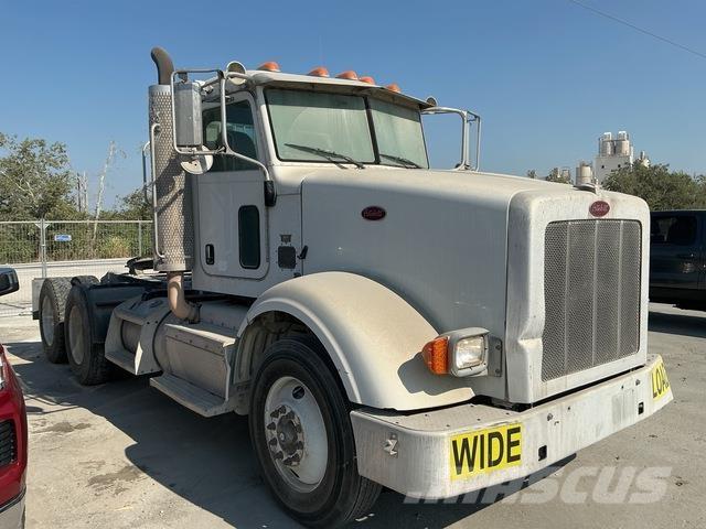 Peterbilt 367 Trekkers
