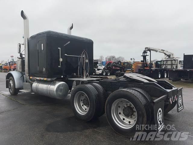 Peterbilt 378 Trekkers