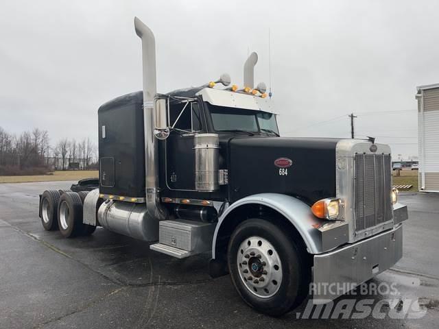 Peterbilt 378 Trekkers