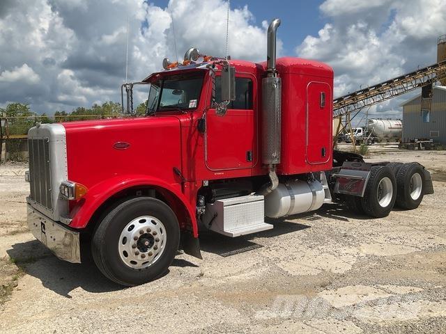 Peterbilt 378 Trekkers
