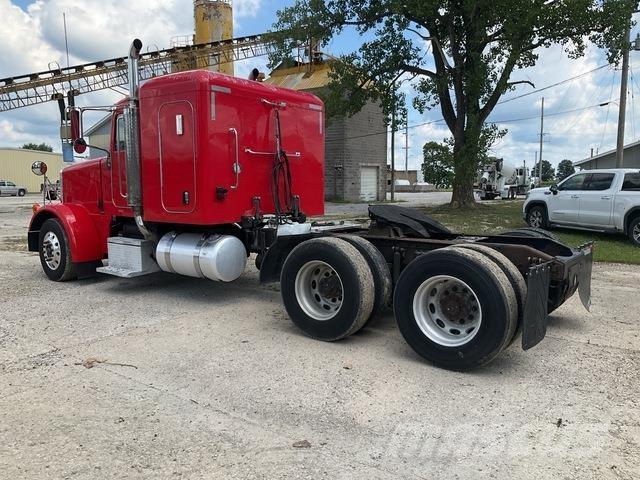 Peterbilt 378 Trekkers