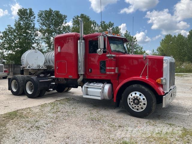 Peterbilt 378 Trekkers