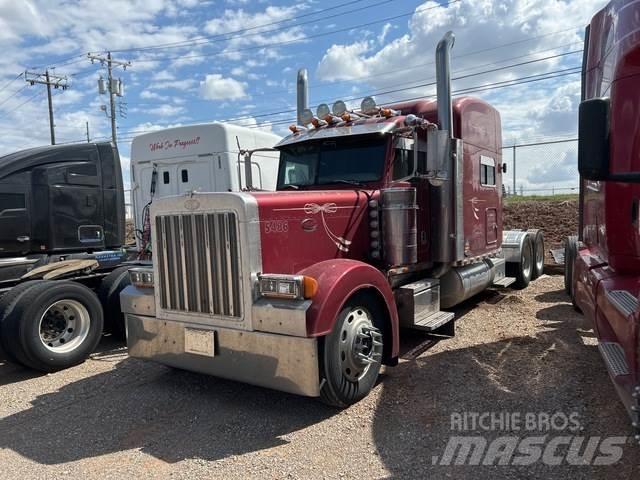 Peterbilt 379 Trekkers