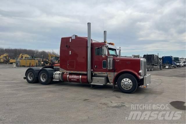 Peterbilt 379 Trekkers