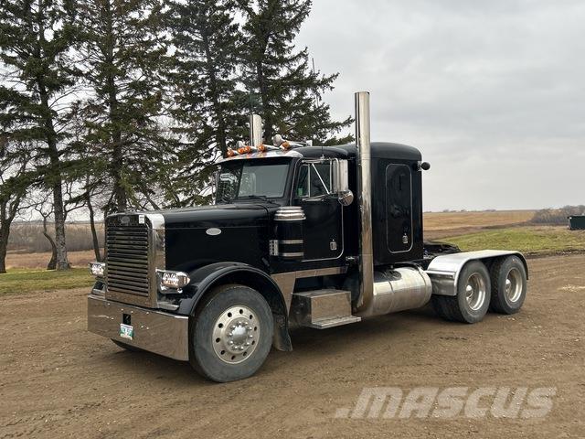 Peterbilt 379 Trekkers