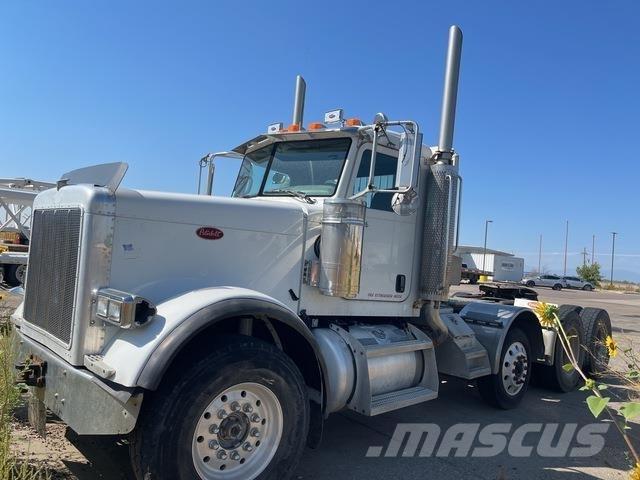 Peterbilt 379 Trekkers