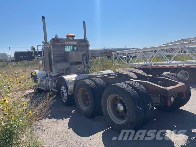 Peterbilt 379 Trekkers